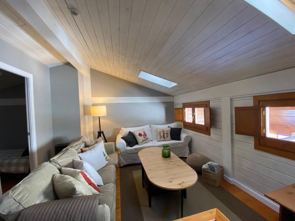 Acogedora Buardilla Duplex 6 Pax Appartement