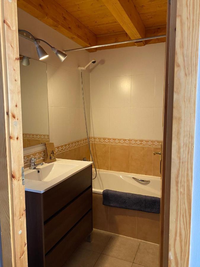 Acogedora Buardilla Duplex 6 Pax Appartement Incles